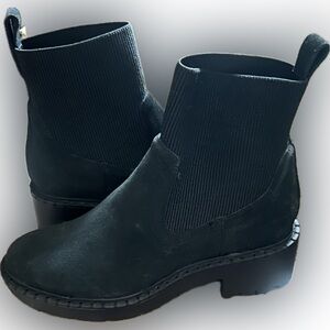 DV by Dolce Vita Black Ankle Booties NWOB
